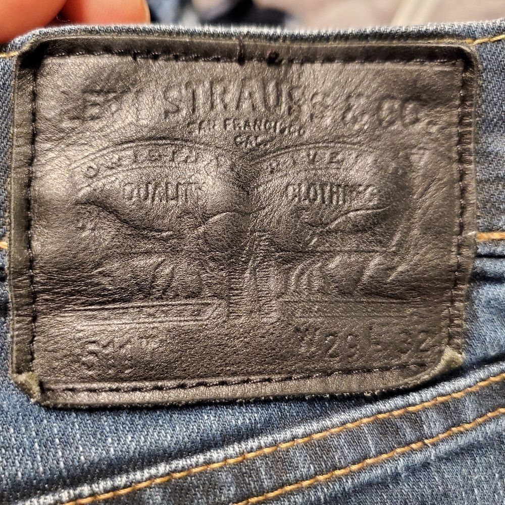 511 Levi's pants - Picture 3 of 7